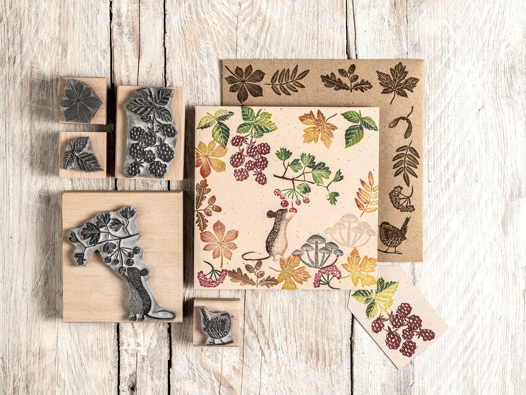 Field Mouse Rubber Stamp - Autumn Woodland Hawthorn Berries | Noolibird